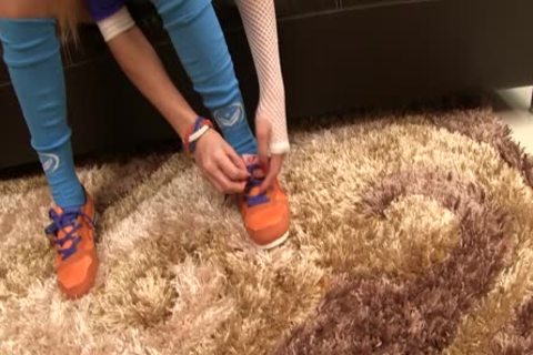 Pink loves To Have Her wazoo Played With!