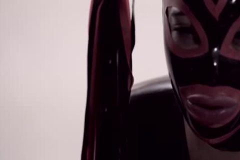 wicked ebon t-girl In Latex