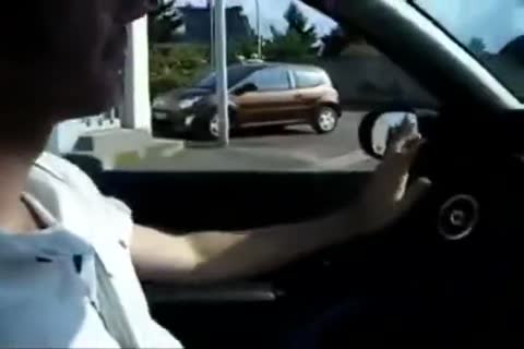 blonde shemale outside 0001