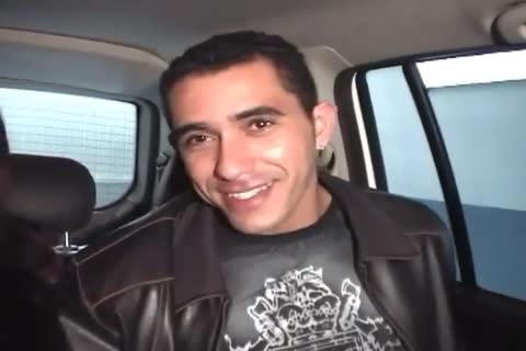 Latina tranny Francine Munhoz craving raw sex
