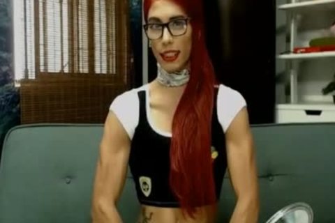 t-girl Biceps Flex 002