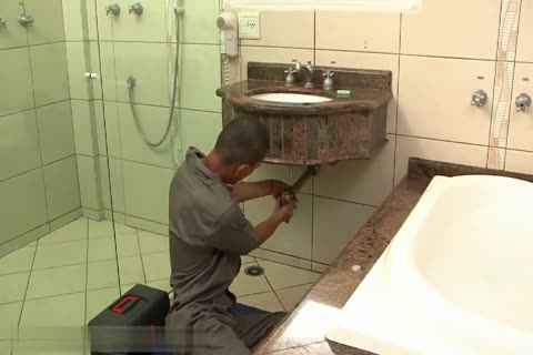 Plumber twink nailed tranny