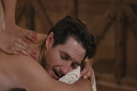 TS Jessica Satisfy Her Customers butt Needs