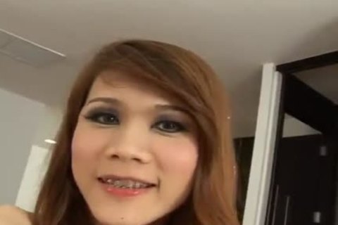 beautiful Thai Ladyboy acquires drilled