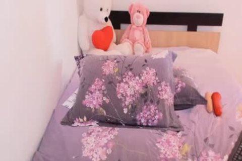 shelady On Her Flirty Way Of Jerking