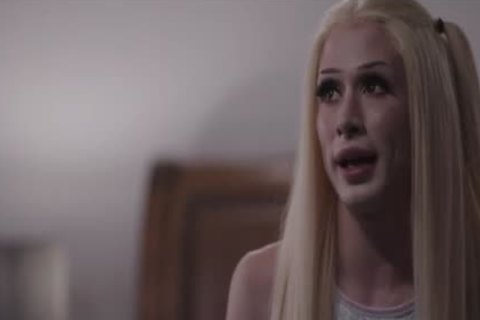 Trans Jenna Gargles fucking in the ass